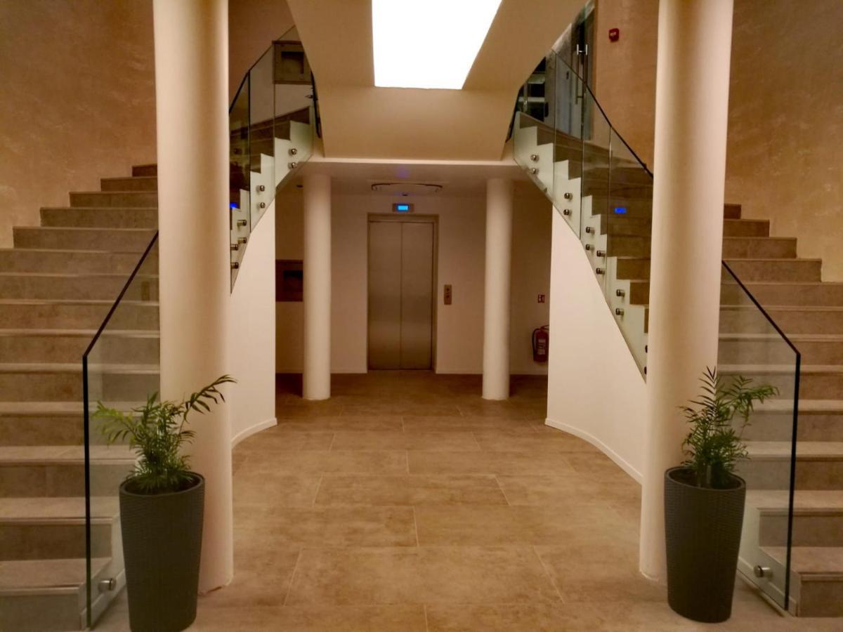מרינה Sky Beach Aparthotel מראה חיצוני תמונה